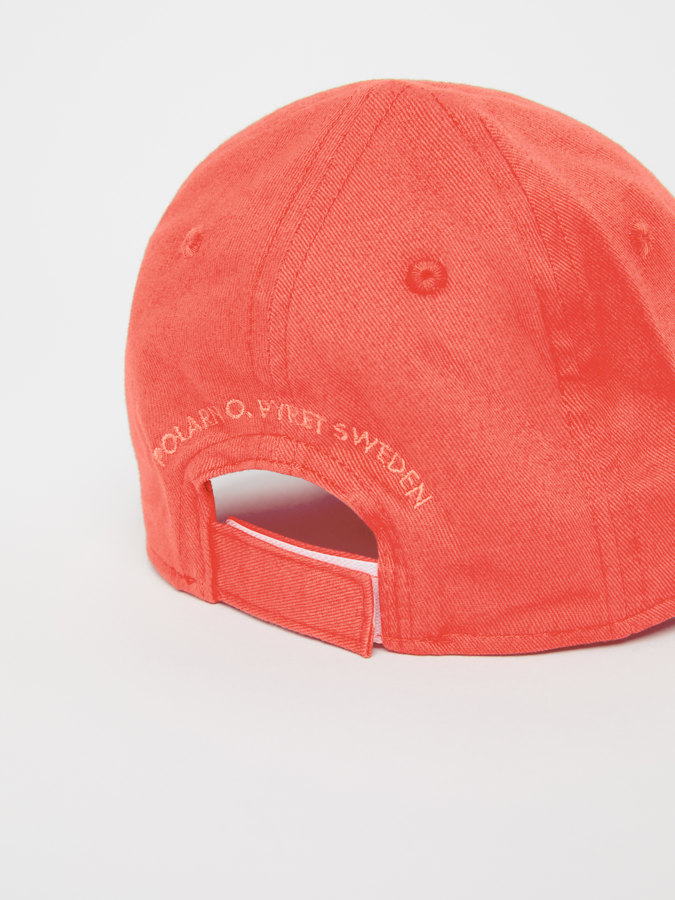 Caps Caps