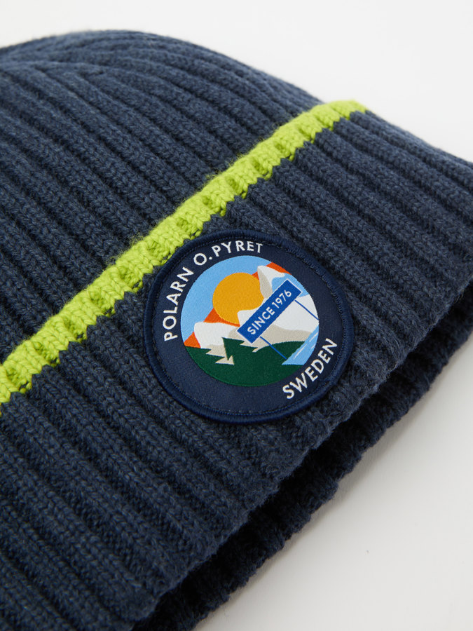 Ribbestrikket lue ullblanding Ribbestrikket lue ullblanding