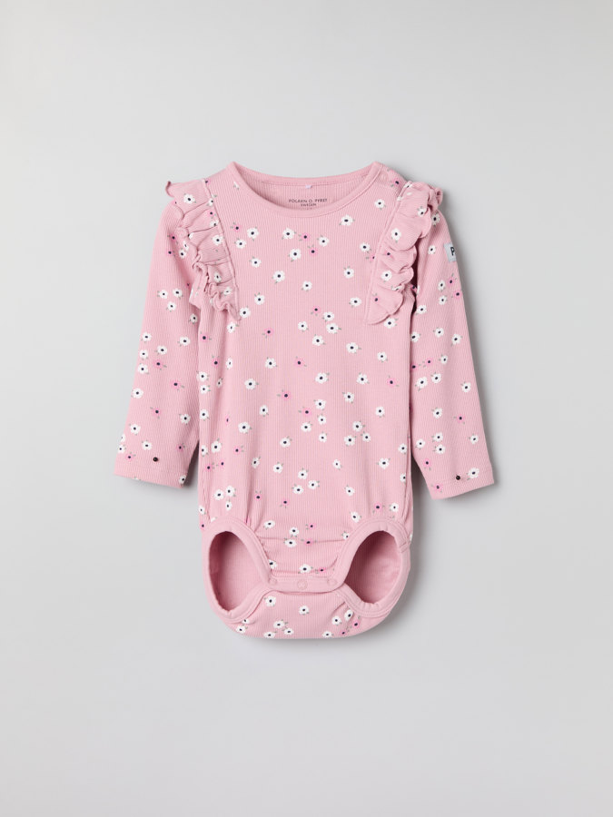 Ribbestrikket body med volanger blomstret Ribbestrikket body med volanger blomstret