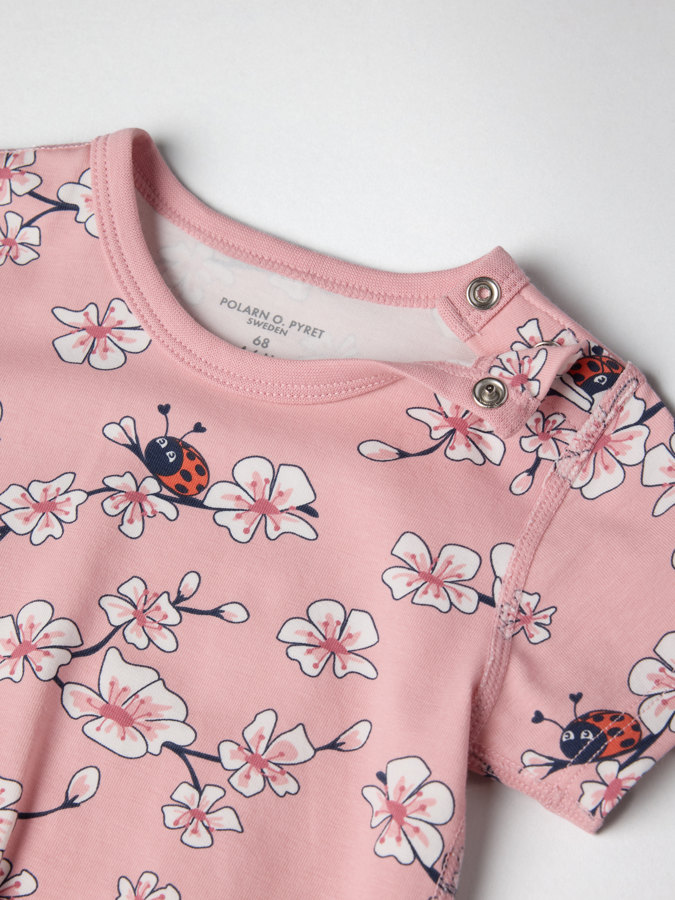 Kortermet body kirsebærblomst Kortermet body kirsebærblomst