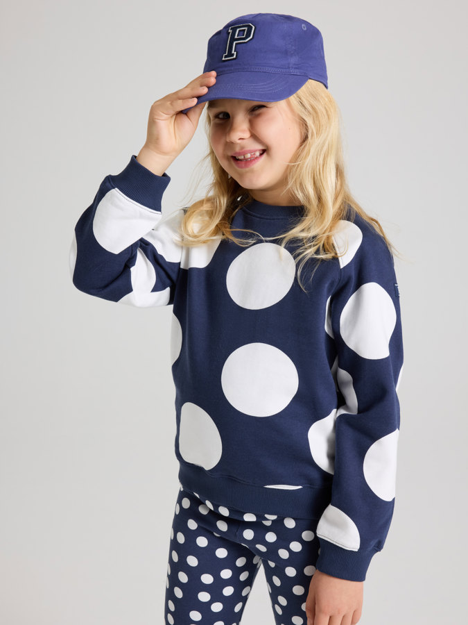 Caps med P-applikasjon Caps med P-applikasjon