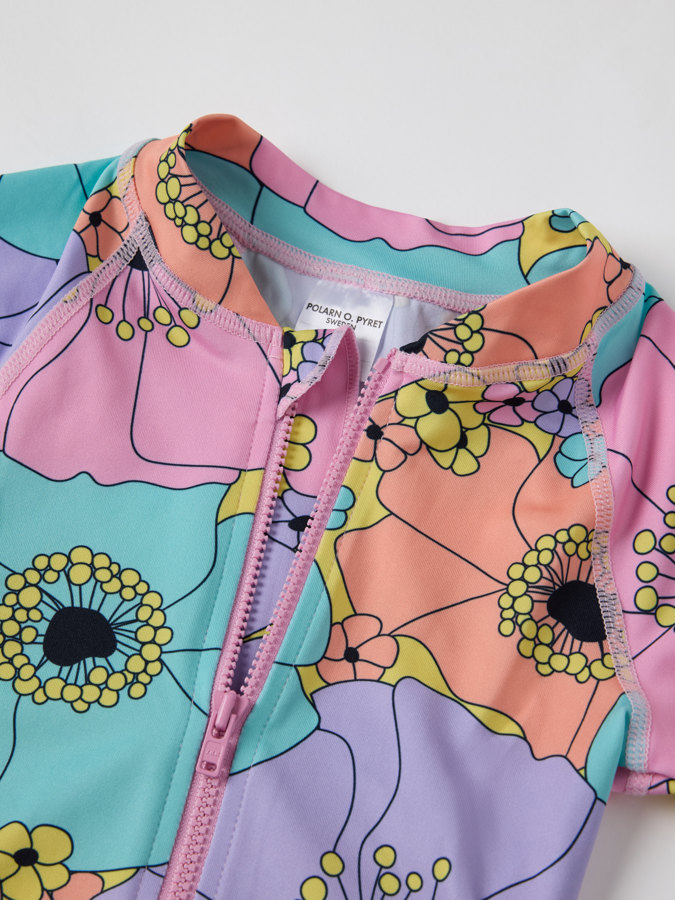 Langermet badedrakt blomstret Langermet badedrakt blomstret