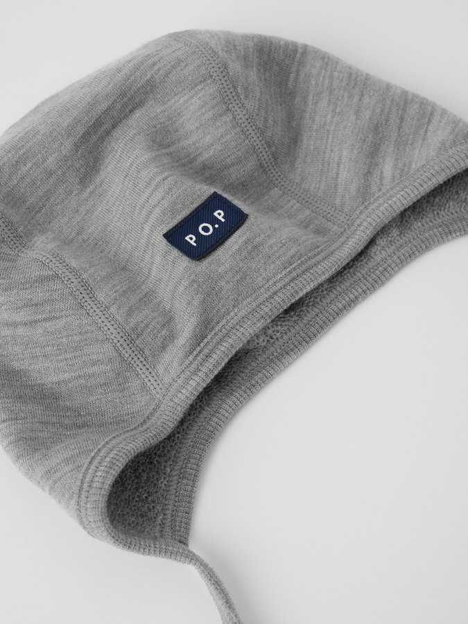 Hjelmlue ullfrotté i merino Hjelmlue ullfrotté i merino