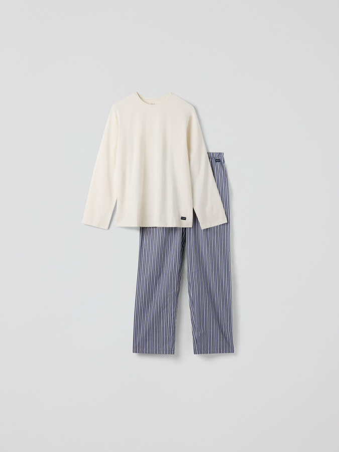 Pyjamas ensfarget voksen