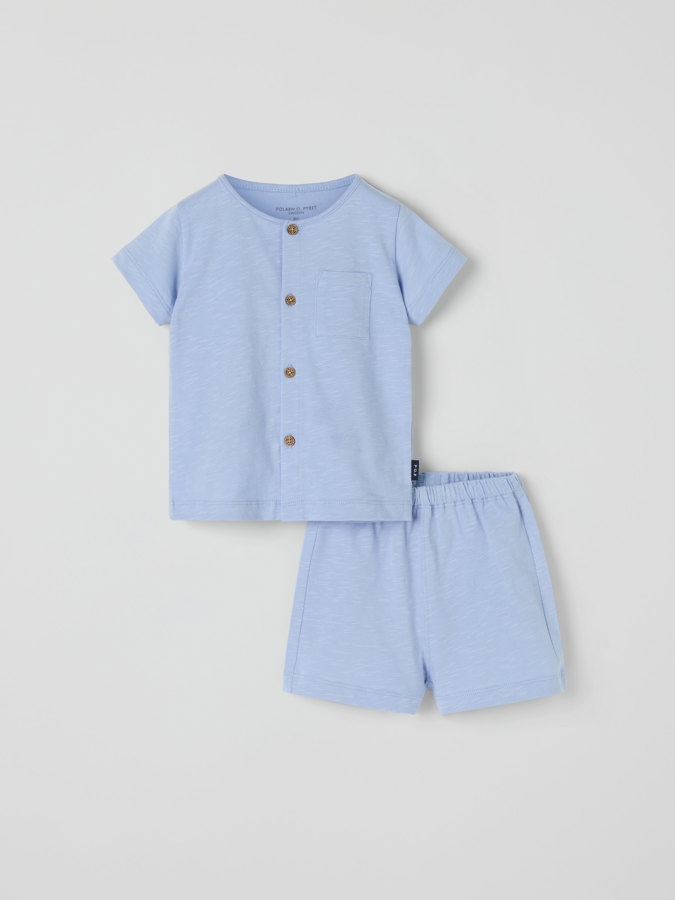 Sett skjorte og shorts