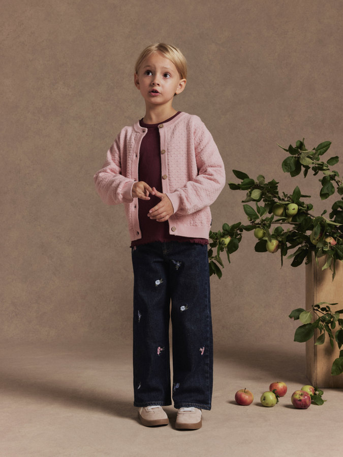 Finstrikket cardigan