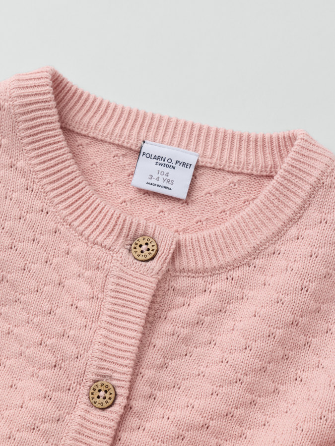 Finstrikket cardigan