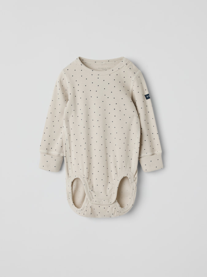 Ribbestrikket body prikkete Ribbestrikket body prikkete