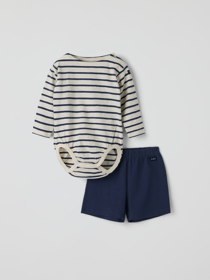 Sett body og shorts Sett body og shorts